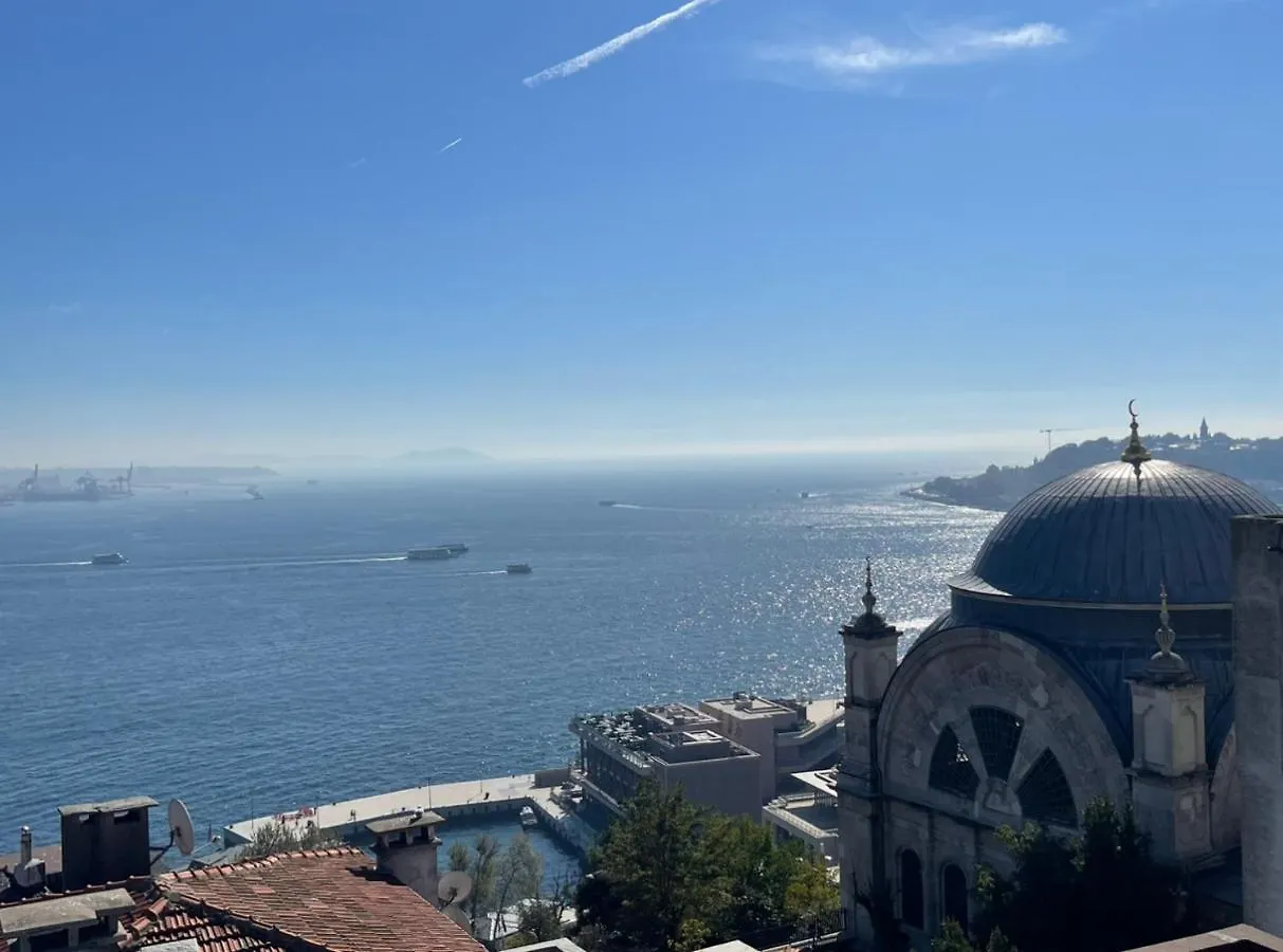 Art Loft , 270* Full Sea View In Cihangir Apartment Istanbul Turkey